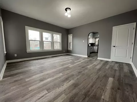 424 Mckinley St, Gary, IN 46404 photo 6