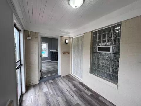 424 Mckinley St, Gary, IN 46404 photo 2