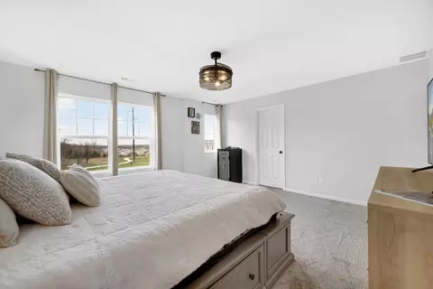 2452 Kerry Dr, Valparaiso, IN 46385 photo 19