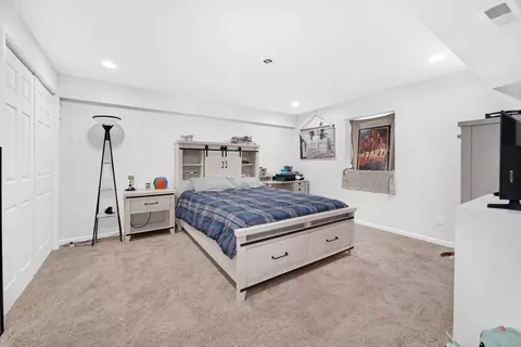 2452 Kerry Dr, Valparaiso, IN 46385 photo 31