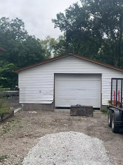 13213 Parrish Ave, Cedar Lake, IN 46303 photo 2