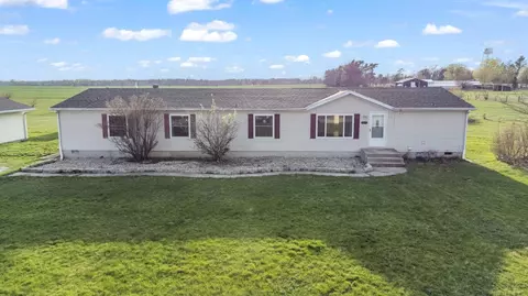 3906 N 500, Rolling Prairie, IN 46371 photo 2