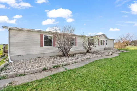 3906 N 500, Rolling Prairie, IN 46371 photo 39