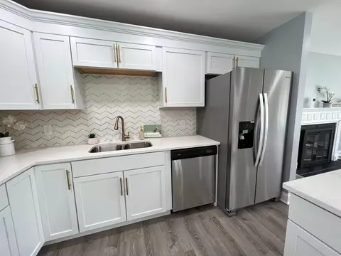8339 Walnut Dr, Munster, IN 46321 photo 9