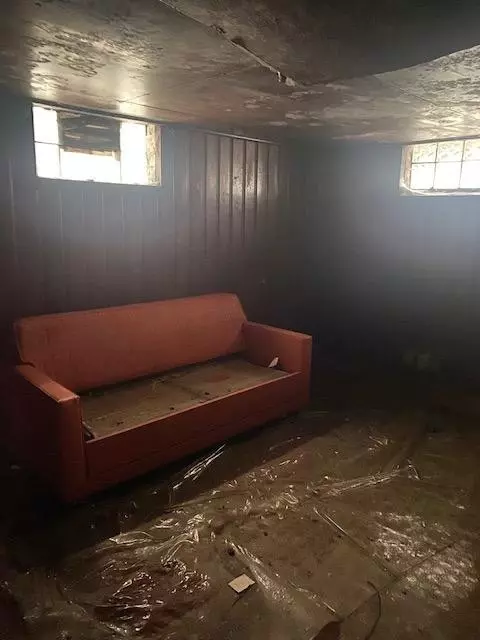 2490 Delaware St, Gary, IN 46407 photo 8