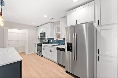 2013 Davidson Pl, Whiting, IN 46394 photo 6
