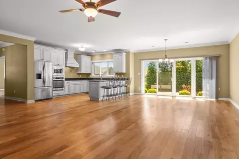 11003 Lake Central Dr, Saint John, IN 46373 photo 6