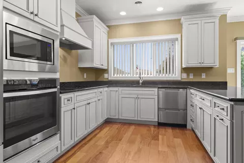 11003 Lake Central Dr, Saint John, IN 46373 photo 8