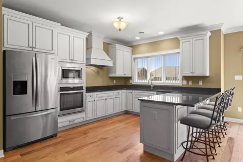 11003 Lake Central Dr, Saint John, IN 46373 photo 7