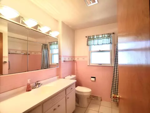 1625 Tulip Ln, Munster, IN 46321 photo 7