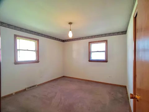1625 Tulip Ln, Munster, IN 46321 photo 10