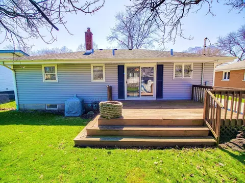 1625 Tulip Ln, Munster, IN 46321 photo 12