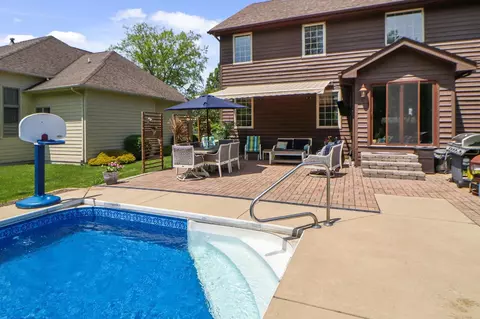 8333 Doubletree Dr, Crown Point, IN 46307 photo 9