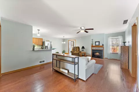 1163 Carol St, Burns Harbor, IN 46304 photo 7