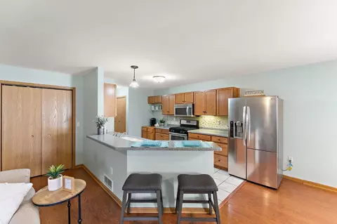 1163 Carol St, Burns Harbor, IN 46304 photo 9