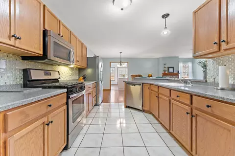 1163 Carol St, Burns Harbor, IN 46304 photo 11