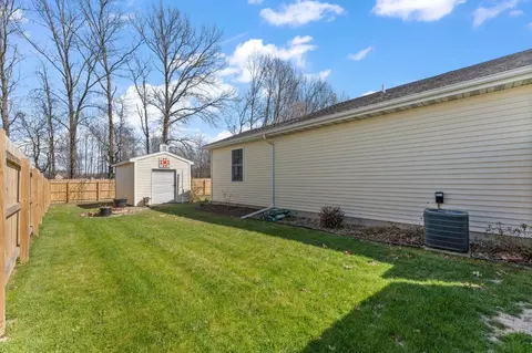 1163 Carol St, Burns Harbor, IN 46304 photo 22