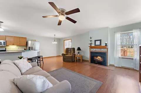 1163 Carol St, Burns Harbor, IN 46304 photo 6