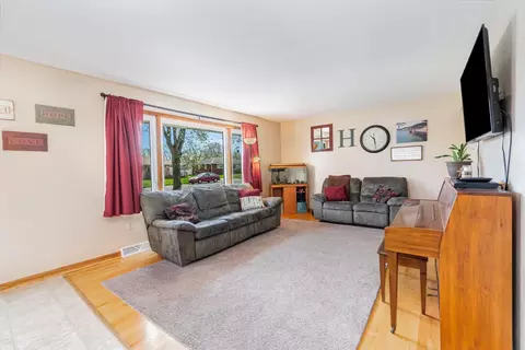 1022 N Jay St, Griffith, IN 46319 photo 5