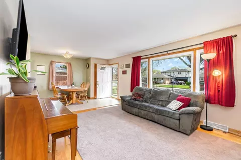 1022 N Jay St, Griffith, IN 46319 photo 6