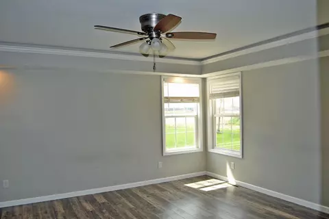 490 S Meadow Ln, Wheatfield, IN 46392 photo 17