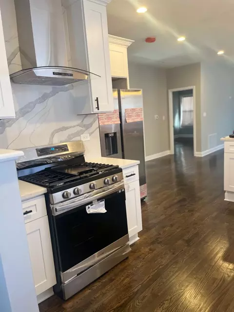 523 W 43rd Ave, Gary, IN 46408 photo 4