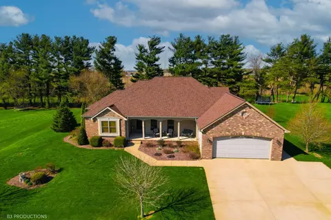 123 E Junco Dr, Kouts, IN 46347 photo 1