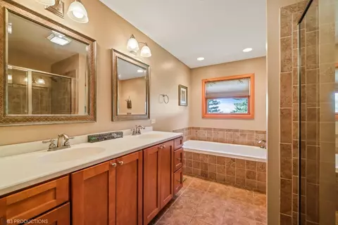 123 E Junco Dr, Kouts, IN 46347 photo 11