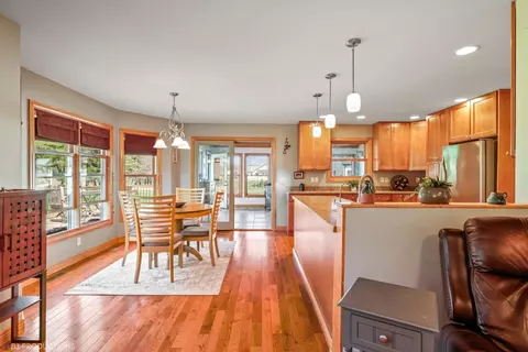 123 E Junco Dr, Kouts, IN 46347 photo 6