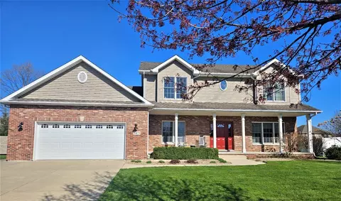9475 Renaissance Dr, Saint John, IN 46373 photo 1