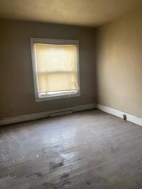 341 Buchanan St, Gary, IN 46402 photo 6