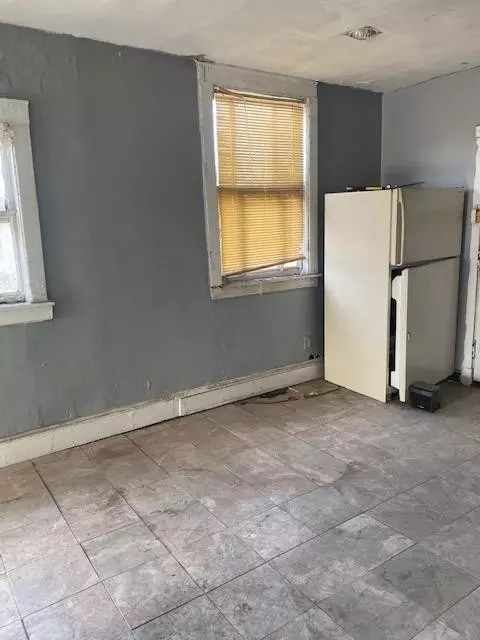 341 Buchanan St, Gary, IN 46402 photo 3