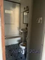 526 Clinton St, Gary, IN 46406 photo 8