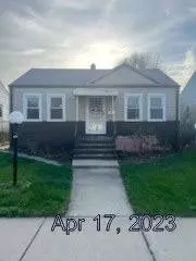 526 Clinton St, Gary, IN 46406 photo 1