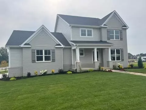 4902 Hyde Park Dr, Valparaiso, IN 46383 photo 1