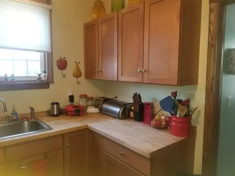 407 E Maple Ave, La Porte, IN 46350 photo 17