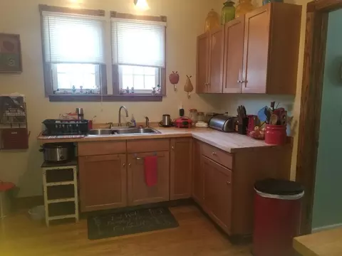 407 E Maple Ave, La Porte, IN 46350 photo 16