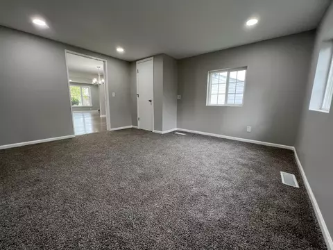 8411 Walnut Dr, Munster, IN 46321 photo 16