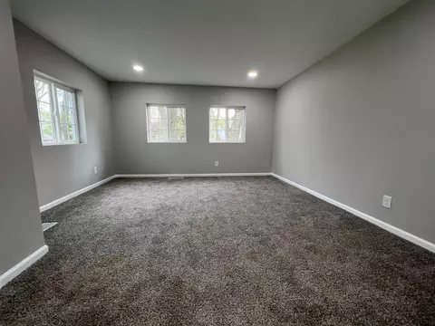 8411 Walnut Dr, Munster, IN 46321 photo 15