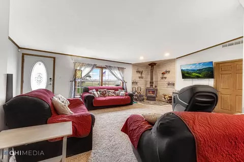 10094 N 500, Wheatfield, IN 46392 photo 4