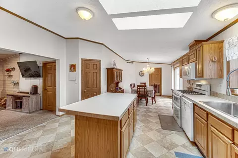 10094 N 500, Wheatfield, IN 46392 photo 8