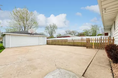 8117 Harrison Ave, Munster, IN 46321 photo 12