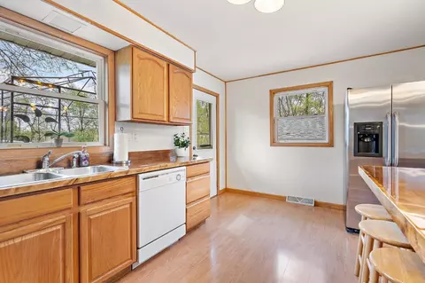 2261 Samuelson Rd, Portage, IN 46368 photo 4