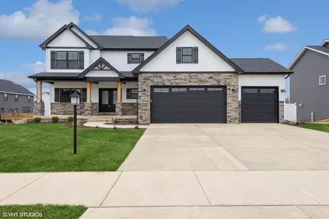 620 Sandra Dee Dr, Lowell, IN 46356 photo 1