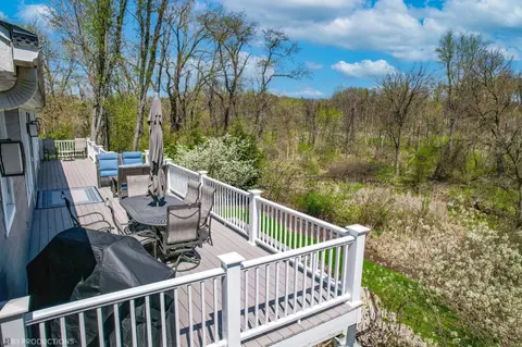 77 Braemar Dr, Valparaiso, IN 46385 photo 37
