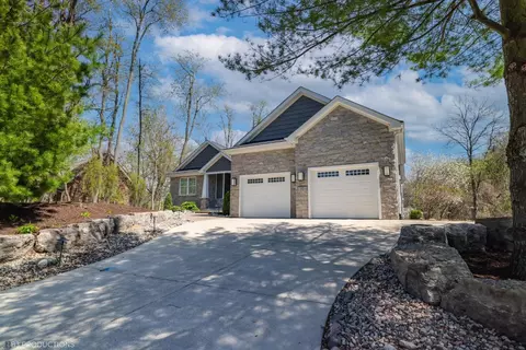77 Braemar Dr, Valparaiso, IN 46385 photo 28