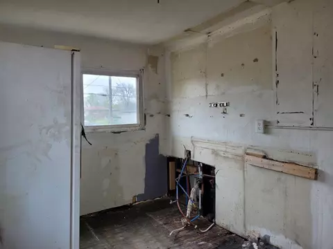 2007 Ohio St, Gary, IN 46407 photo 3