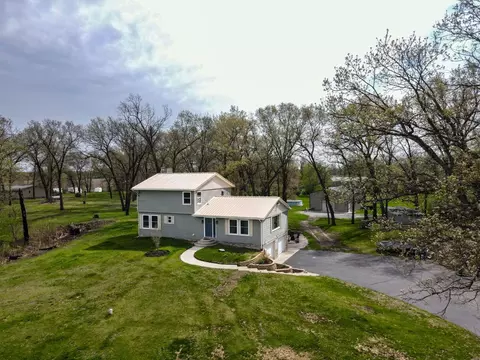 5073 E 900, Fair Oaks, IN 47943