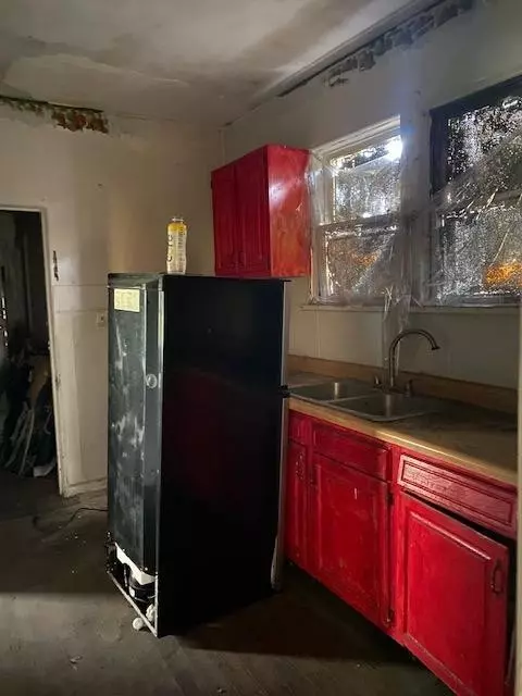 965 Lane St, Gary, IN 46404 photo 4