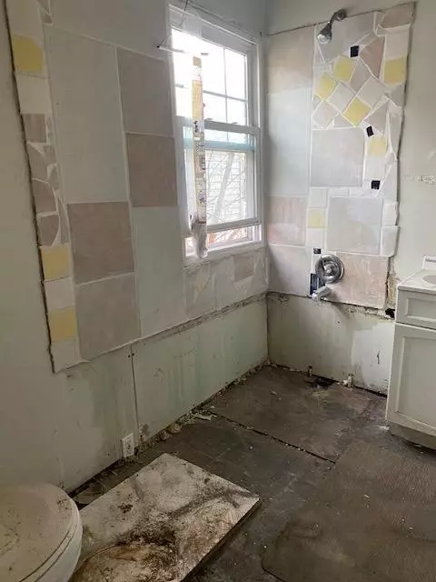 965 Lane St, Gary, IN 46404 photo 5